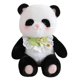 Schattige panda knuffel met groene slabbetje, zacht pluche speelgoed voor kinderen en meiden.