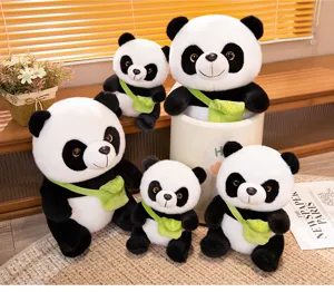 Schattige rugzak panda pluche speelgoed set, zachte knuffelpop met groene tas voor kinderen.