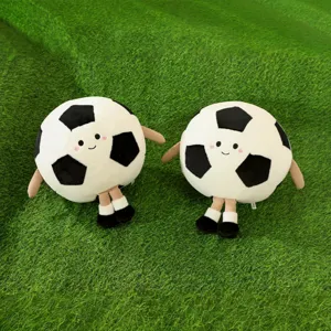 Cartoon Fußball Plüschtier süßes Kissen Puppe kreatives weiches Geschenk für Jungen Kinder