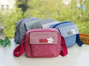 Lässige Umhängetasche aus Baumwolle und Leinen für Damen, stilvolle Tasche mit Klappe.