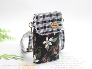 Cotton plaid floral crossbody phone bag, casual small shoulder bag for women and students.