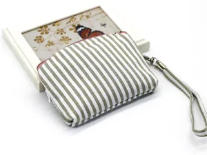 Portamonete in tessuto a righe con cinturino, piccolo portafoglio stile country per donne.