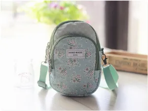 Koreanischer ländlicher mehrschichtiger Blumen-Umhängetasche für Handys mit Gurt.