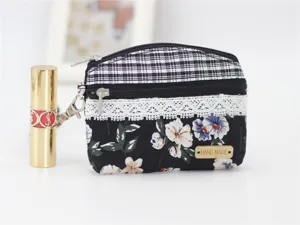 Floral plaid canvas coin purse with lace trim and dual zippers, compact portable change pouch.
