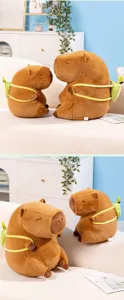 Adorable peluche de capybara avec sac à dos avocat doux animal en peluche pour enfant