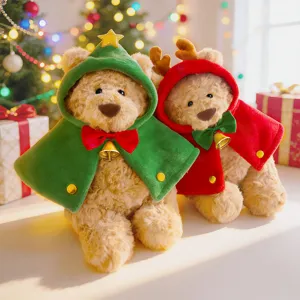 Schattige kerst teddybeer pluche speelgoed met groen en rode capes, perfecte vakantiecadeaus.