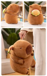 Gedetailleerd overzicht van de schattige capibara pluche rugzak met zachte vacht en mini hamburger.