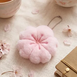 Llavero de felpa flor de cerezo rosa suave colgante bolso bonito para mujeres