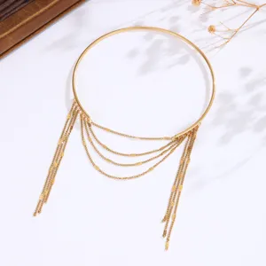 Elegante bracciale da braccio multistrato dorato stile bohemien con catene e nappe donne