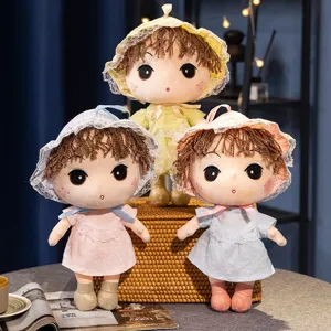 Süße pastorale Prinzessin Puppe Plüschtier Set mit Spitzenkleid und Sonnenhut für Mädchen