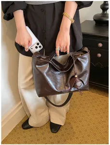 Gran capacidad bolso de hombro vintage para mujer elegante bolso hobo retro de cuero PU