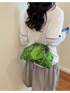 Sac à bandoulière chic en perles nacrées d'automne avec chaîne élégante pour style quotidien