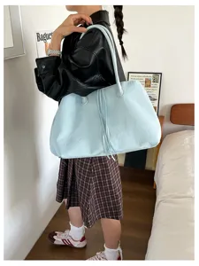 Borsa a tracolla casual di grande capacità da donna, borsa morbida per l'uso quotidiano.