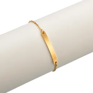 Goldener edelstahl blanko ID armband minimalistisch personalisierbarer damenschmuck hauptbild.