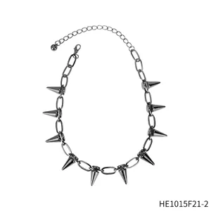 Punk Spike Choker Halskette Gothic Rock Metall Kegel Kragen Schmuck Party Accessoire