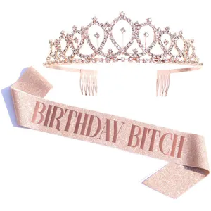 Detailansicht des roségoldenen Geburtstag-Diadem- und Glitzer-Schärpen-Sets für tolle Partys.