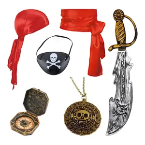 Vista dettagliata degli accessori per costume da pirata con bussola vintage e collana con monete.