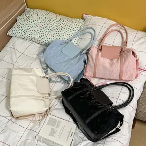 Gran capacidad bolsa de viaje impermeable de color sólido bolso de hombro para mujeres