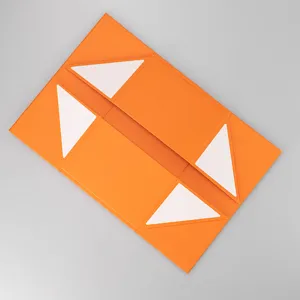 Oranger Faltgeschenkbox, klappbare Verpackungsbox mit praktischem Dreiecksdesign für Geschenke.