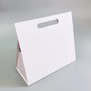 Boîte Cadeau Triangulaire Pliable Fermeture Magnétique Carton Boîte d'Emballage Cadeau Avec Poignée Pour Fête Rangement