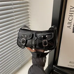 Fashion commuter underarm baguette bag, trendy cool motorcycle style single shoulder bag.