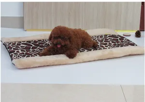 Lit pour animal de compagnie, bordure en peluche chaude et coussin imprimé animal pour chats.