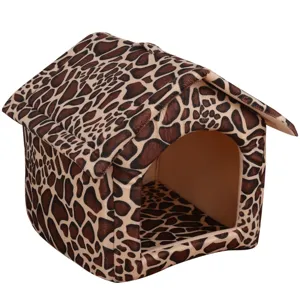 Accogliente lettino chiuso per gatti e cani di piccola taglia, pile invernale caldo con stampa giraffa.