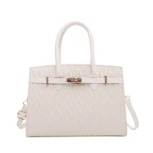 Elegante borsa a tracolla trapuntata bianca con manico superiore moda chic per donna