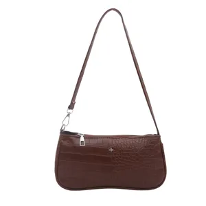 Sac a epaule marron motif crocodile sac baguette vintage chic pour femme mode ete