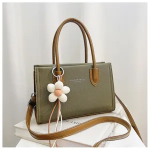 Canvas Umhängetasche, koreanische Handtasche für Damen, Freizeittasche mit Blumenanhänger.
