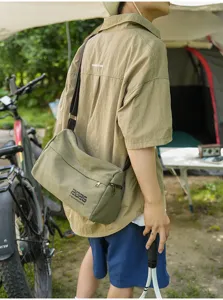 Borsa a tracolla casual in tela da uomo, elegante borsa vintage per lavoro e tempo libero.
