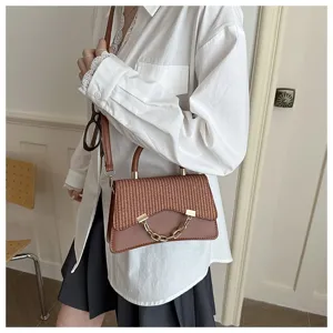 Stylish women straw leather patchwork shoulder crossbody handbag with luxury chain.
