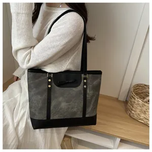 Women large capacity shoulder bag summer new commuter tote handbag for daily use style.