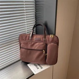 Borsa porta pc in camoscio marrone cartella con scomparti multipli, borsa da lavoro chic.