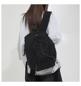 Koreanischer Ins einfarbiger funktioneller Rucksack leichter entspannter Pendler Wanderrucksack