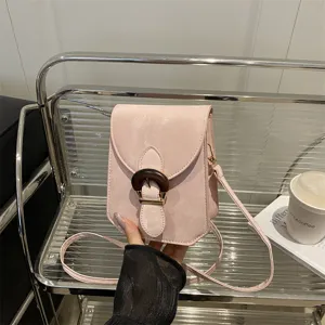 Sac bandouliere vertical telephone pour femme couleur unie minimaliste chic et elegant.