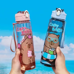 Draagbare sportwaterfles voor studenten, leuke capybara-print, lekvrije kunststof beker.