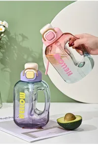Grote capaciteit verloop waterfles met rietje en handvat, draagbare sportfles voor studenten.