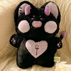 Peluche de gato diablo negro lindo cuernos morados corazón almohada muñeca suave regalo