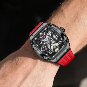 KNORVS automatische mechanische Herrenuhr, skelettiertes Tonneau Zifferblatt, rotes Kautschuk.