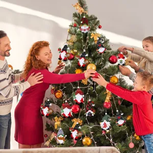 Ornements suspendus d'arbre de noël en bois mignons gnomes décor de fête de vacances pendentif