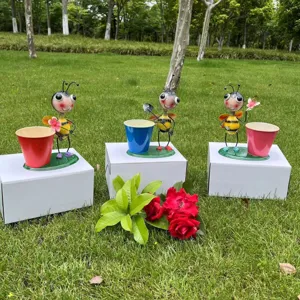 Vaso da fiori in metallo da disegno animato creativo contenitore decorazione giardino