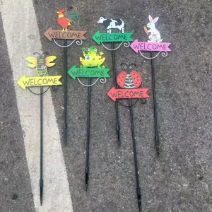 Metal animal garden stakes set with welcome signs, perfect for yard, lawn and outdoor patio decor.
