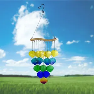 Handgemachte Schmelzglas Windspiel hängende Dekoration für den Garten und Outdoor Bereich.