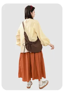 Borsa a tracolla casual a quadri marroni alla moda per donna, grande capacità giornaliera.