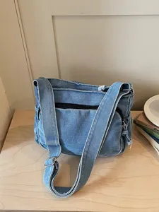 Borsa a tracolla casual in denim lavato da donna, borsa giornaliera leggera e semplice.