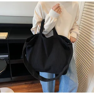 Μaύρη τσάντα tote από κορδuroy, casual τσάντα ώμου μεγάλης χωρητικότητας για ταξίδια και εργασία.