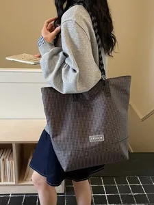 Bolso tote de cuadros de gran capacidad para mujer, elegante bolso de hombro para el día a día.