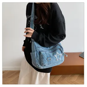 Bolso bandolera de denim casual para mujer, elegante bolso multiusos para el día a día.