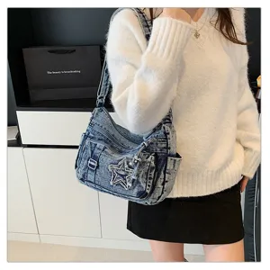 Bolso bandolera de mezclilla de moda con múltiples bolsillos y colgante de estrella.